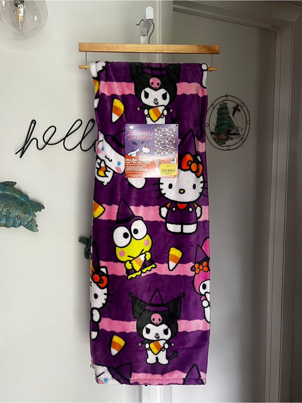 NEW Hello Kitty & Friends Halloween Blanket 50”x70” Purple Candy Corn 2026 VIRAL